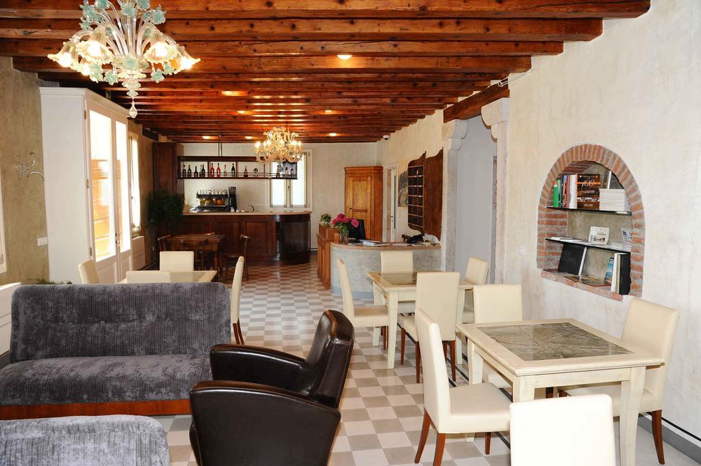 Hotel Albergo Al Sole Malo  Екстериор снимка